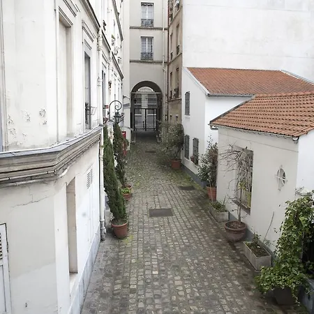 Studio Hamm Montmartre Paris